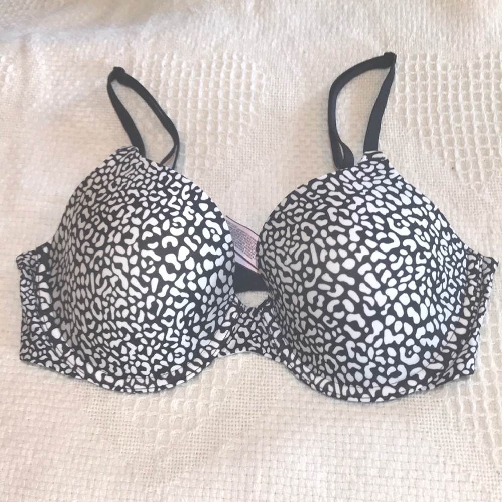 Victoria’s Secret Bra 34C